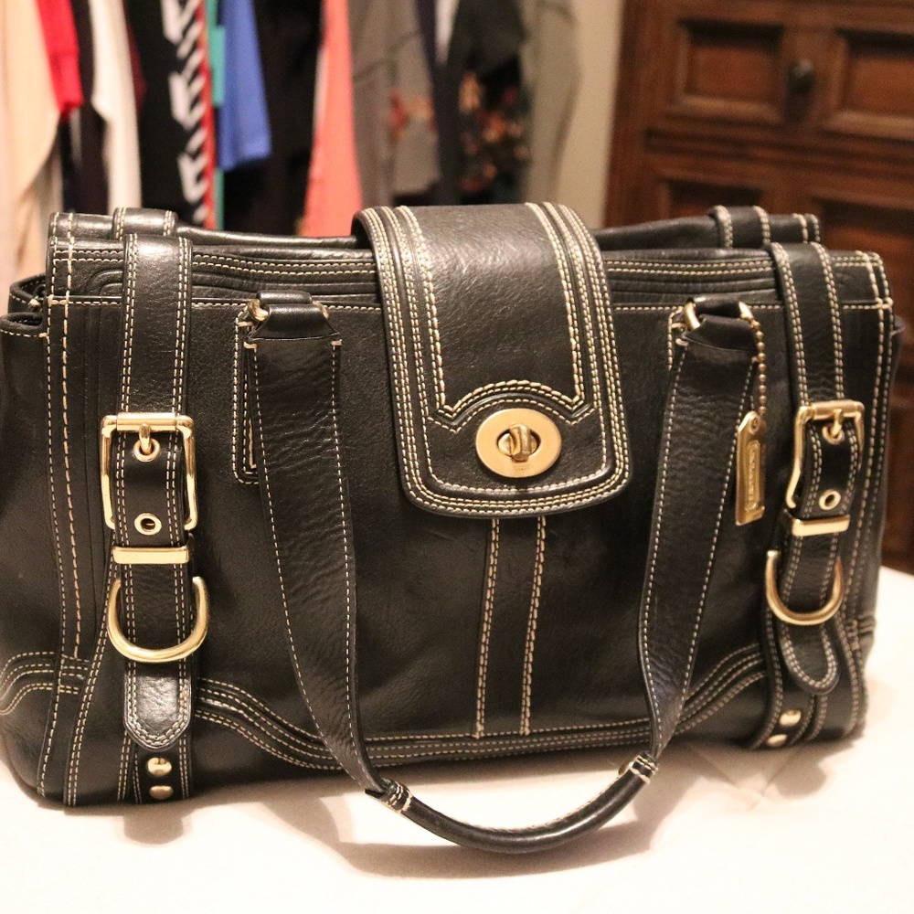 Black Vintage Leather Coach Carry-all